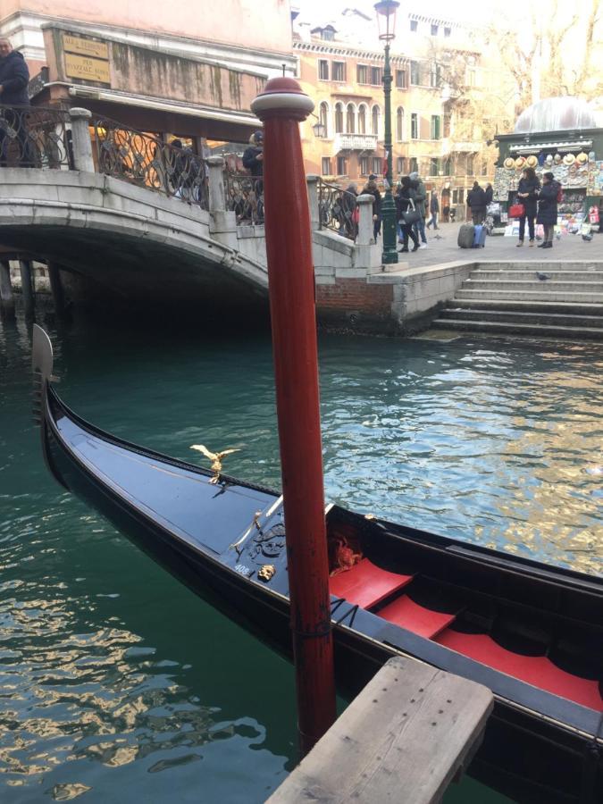 The Wolf House Hotell Venezia Eksteriør bilde