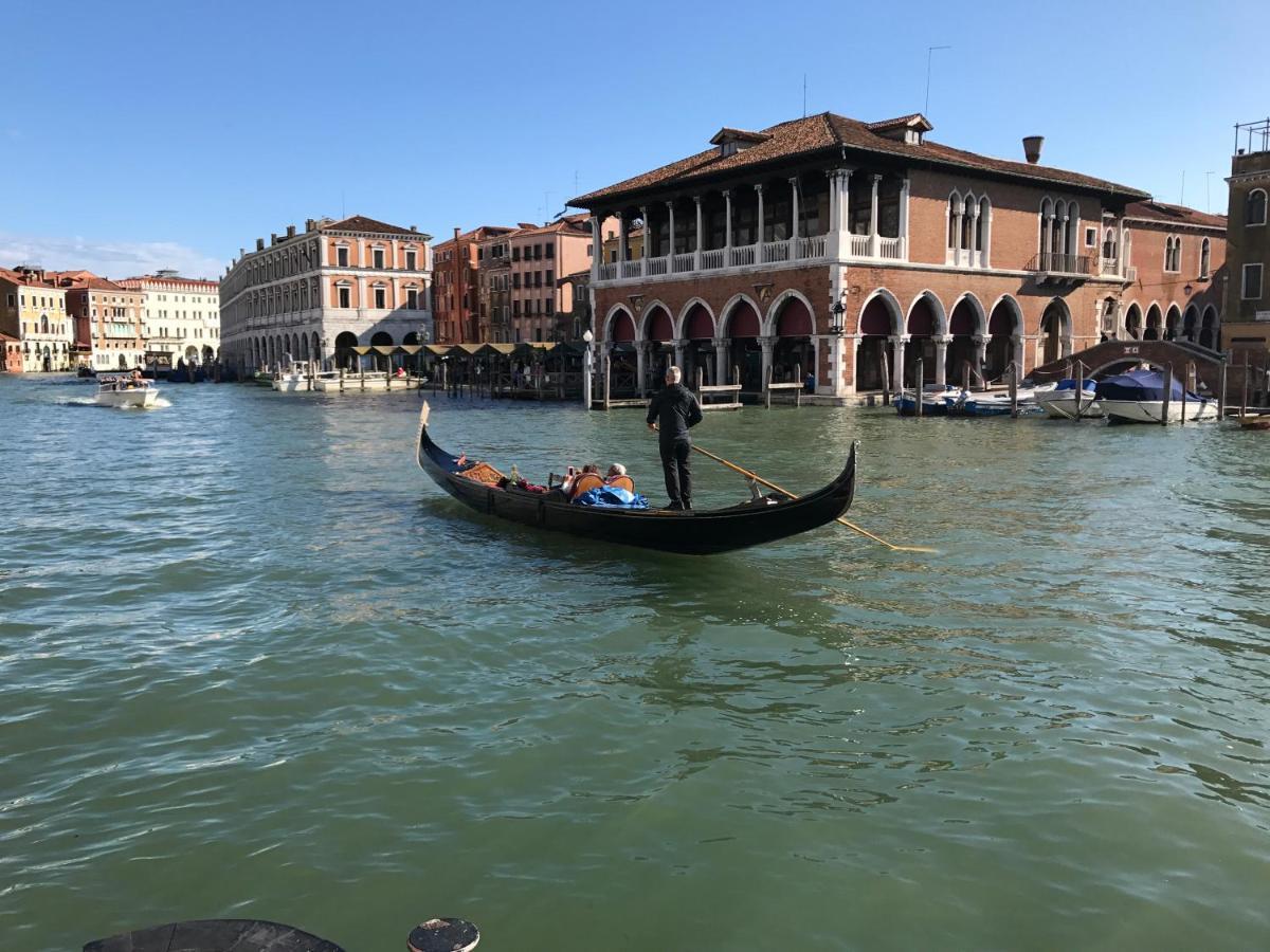 The Wolf House Hotell Venezia Eksteriør bilde