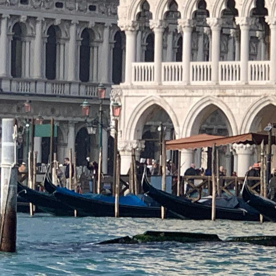 The Wolf House Hotell Venezia Eksteriør bilde
