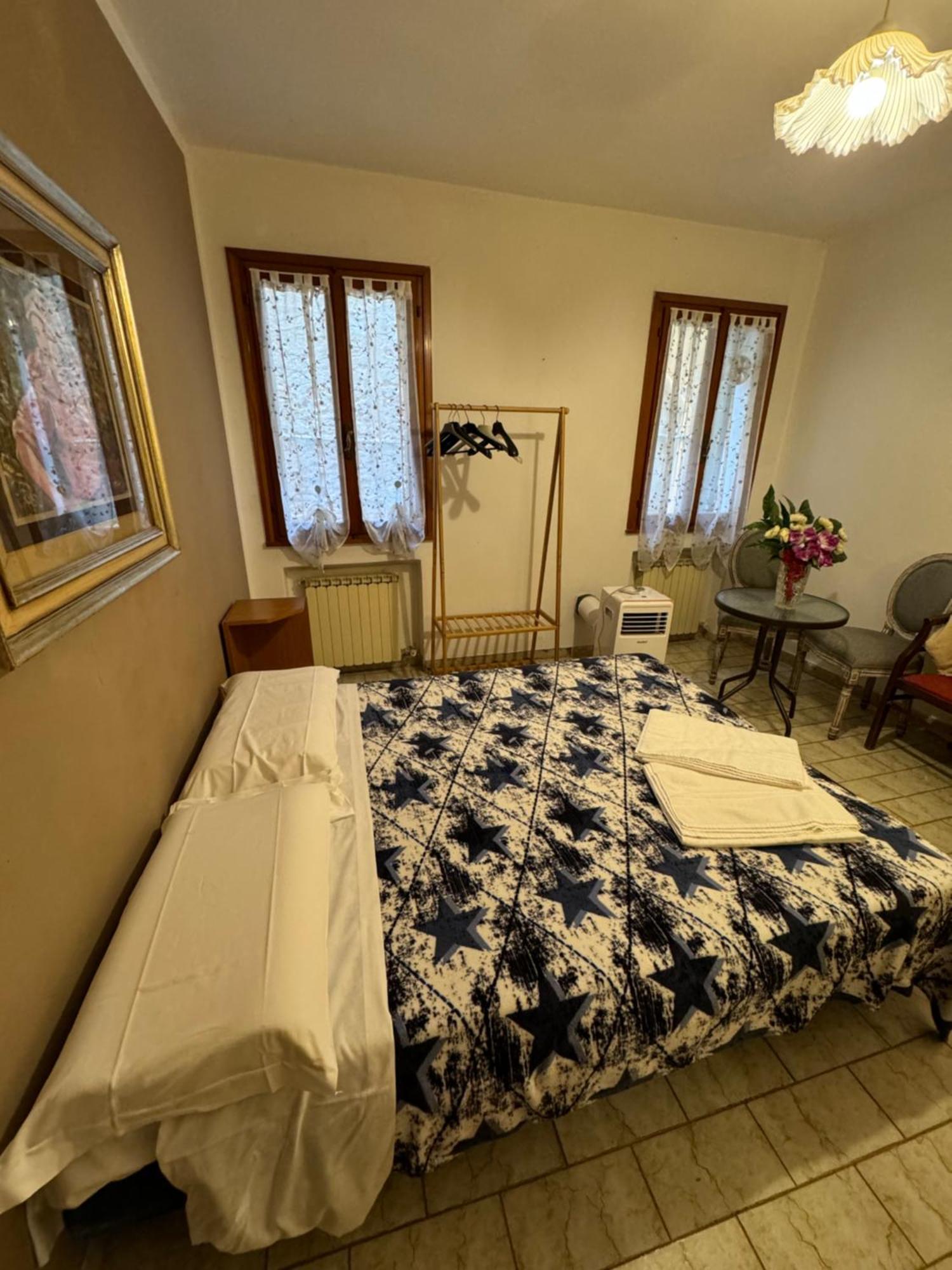 The Wolf House Hotell Venezia Eksteriør bilde